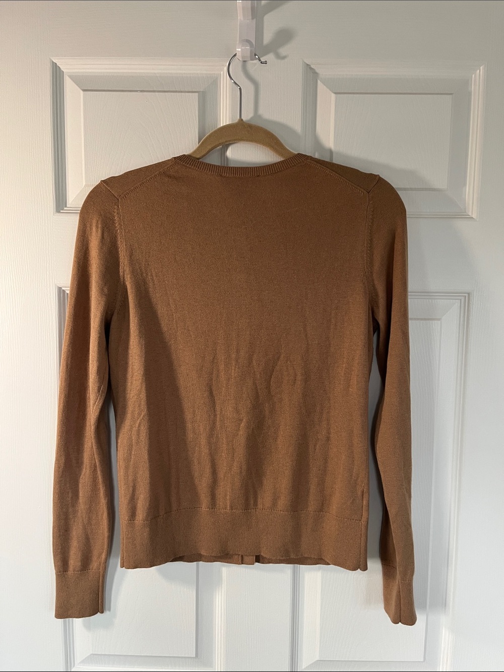 Ann Taylor Camel Lightweight Cardigan Size Small - Picture 3 of 6